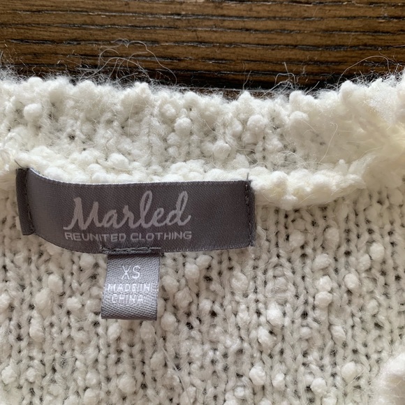 NWT sweater - Picture 2 of 2